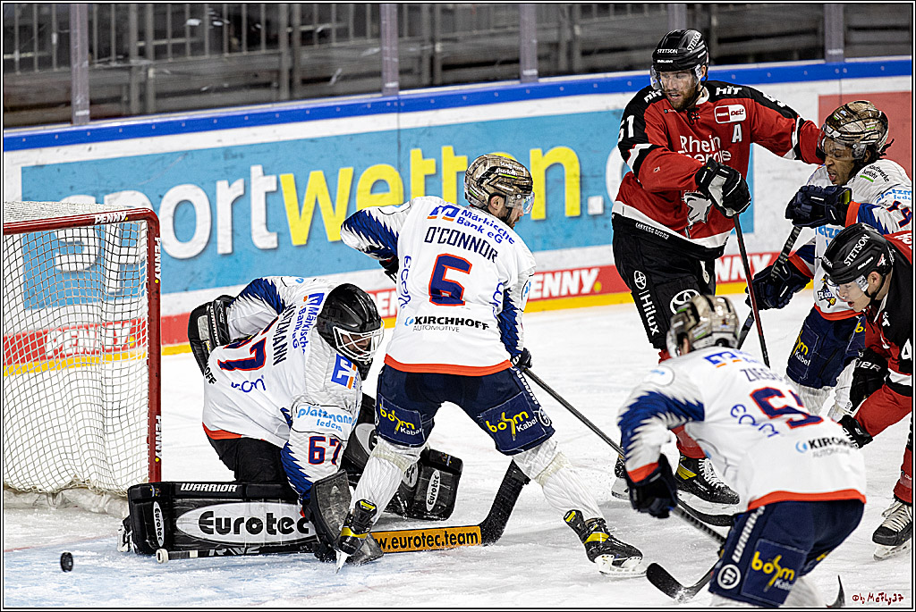 PENNY DEL;  Koelner Haie - Iserlohn Roosters; Koeln, 01.03.2022